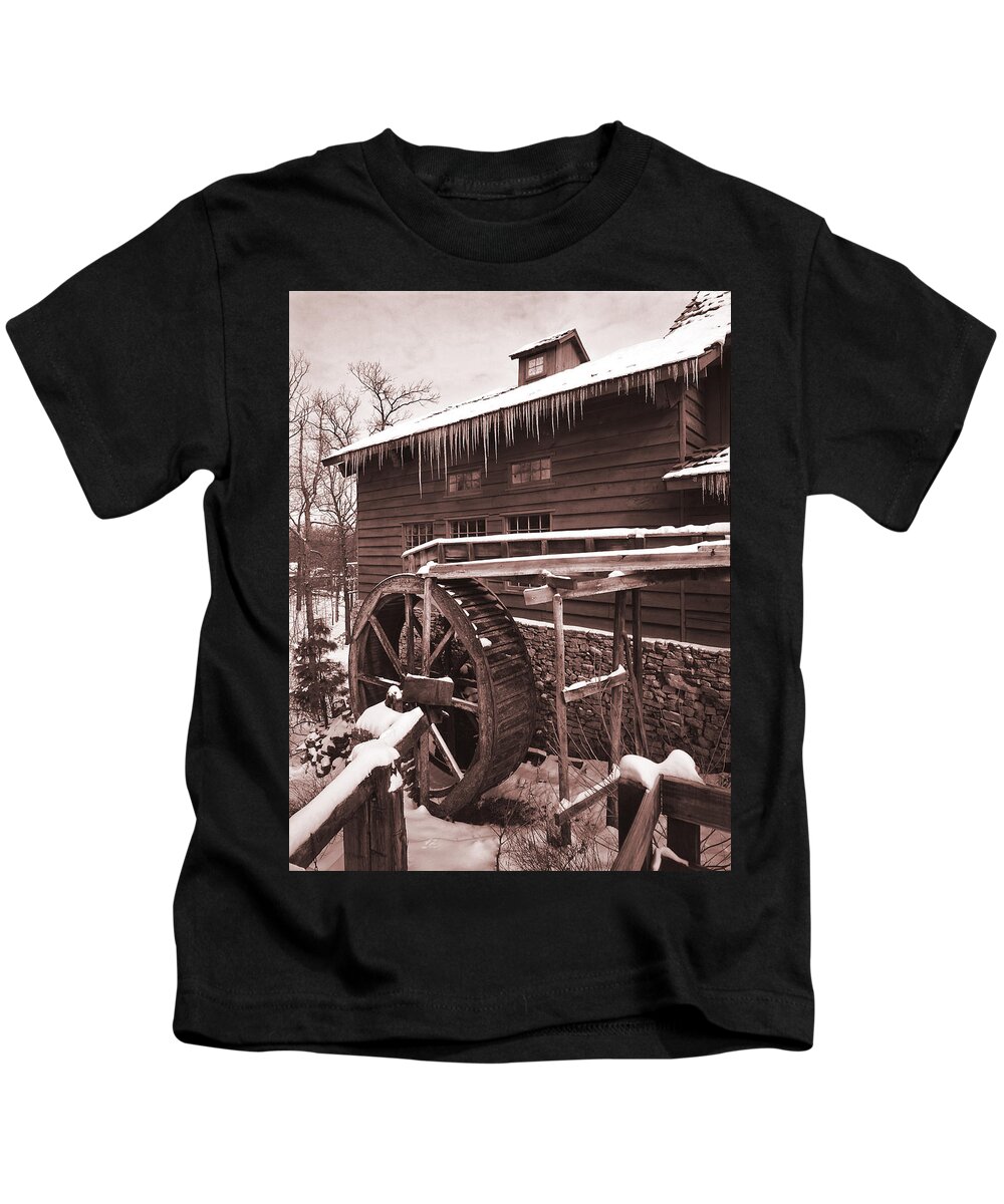 Grist Mill Kids T-Shirt featuring the photograph Grist Mill at Siver Dollar City by Garry McMichael