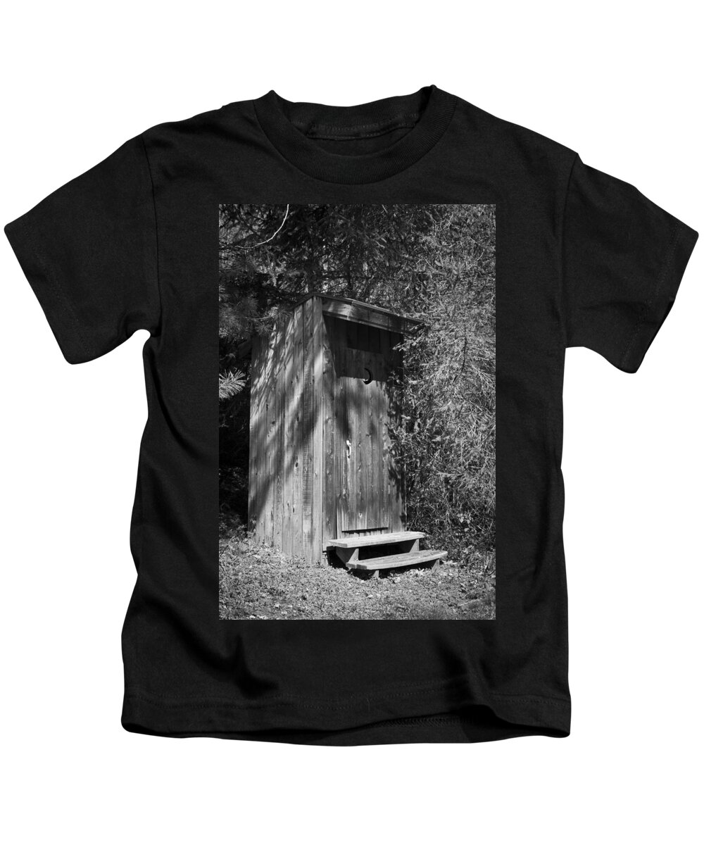 Outhouse Kids T-Shirt featuring the photograph Happy Hollow Outhouse by Teresa Mucha