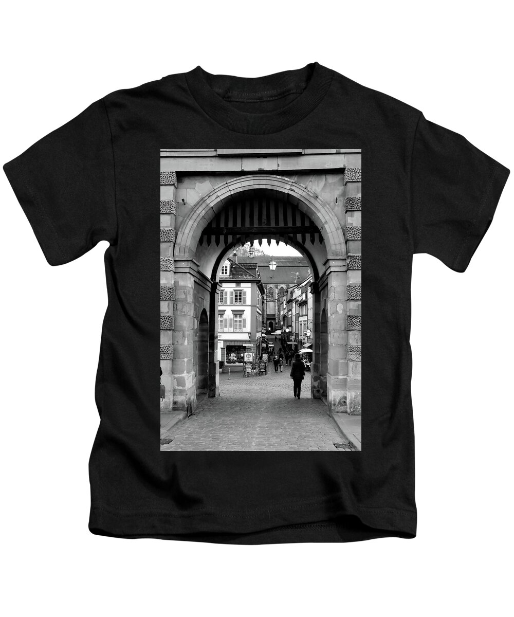Heidelberg Kids T-Shirt featuring the photograph Heidelberg Gate by Rebekah Zivicki