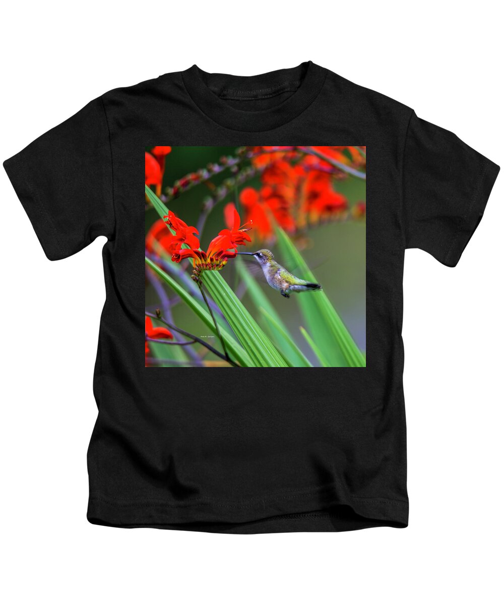 Hummingbird Kids T-Shirt featuring the photograph Hummer Lunch by Dale R Carlson
