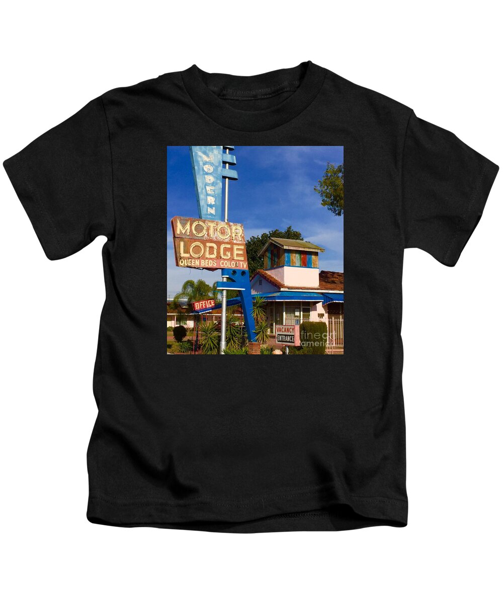 Lodi Kids T-Shirt featuring the photograph Modern in Lodi by Suzanne Lorenz