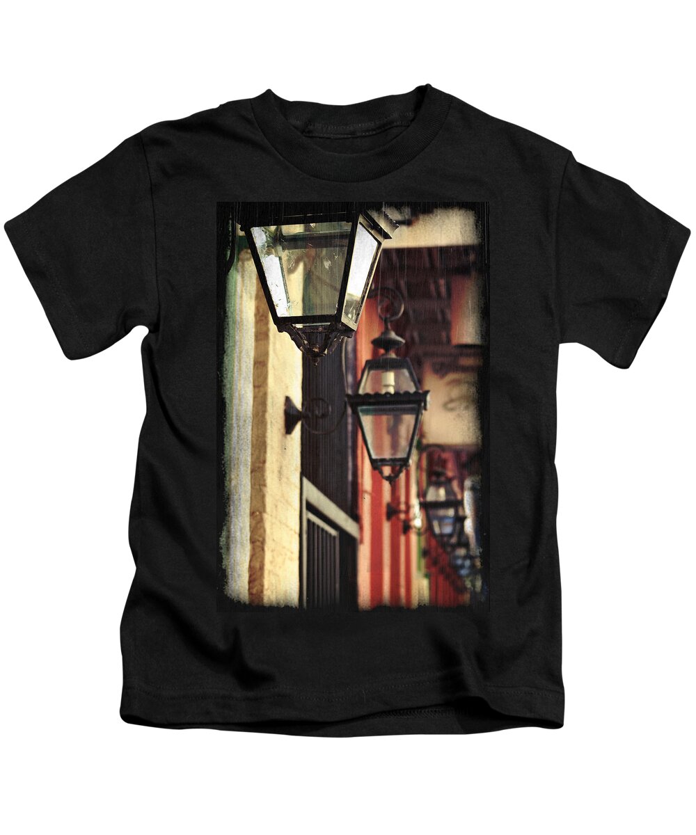 New Orleans Kids T-Shirt featuring the photograph New Orleans Gas Lamps by Jarrod Erbe