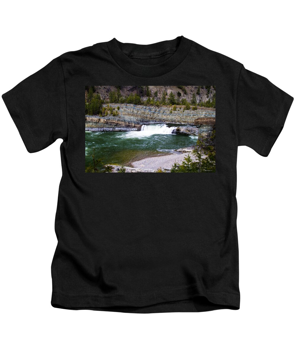 Montana Kids T-Shirt featuring the photograph Oasis of Serenity by Joseph Noonan