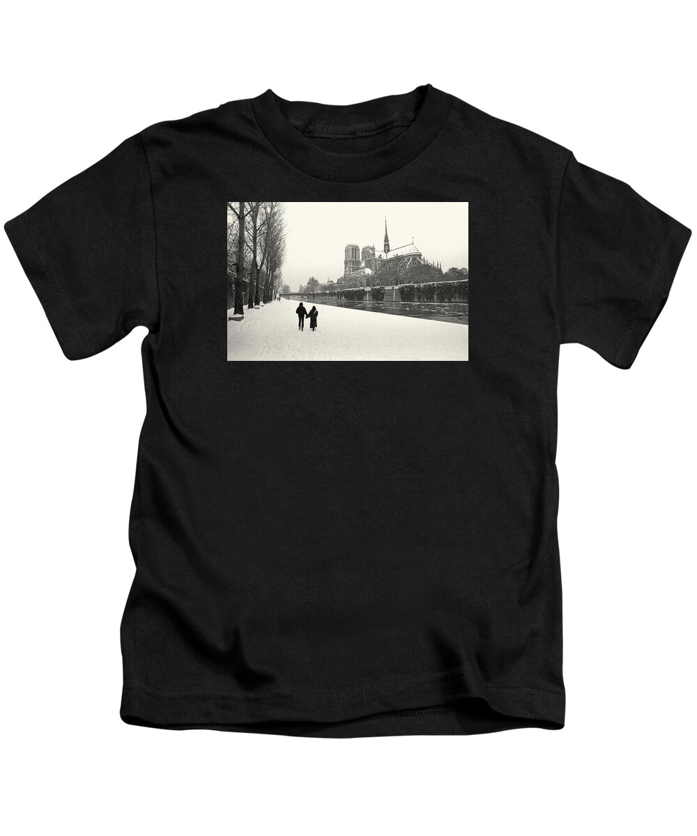 Photography Kids T-Shirt featuring the photograph Paris lovers in winter by Philippe Taka