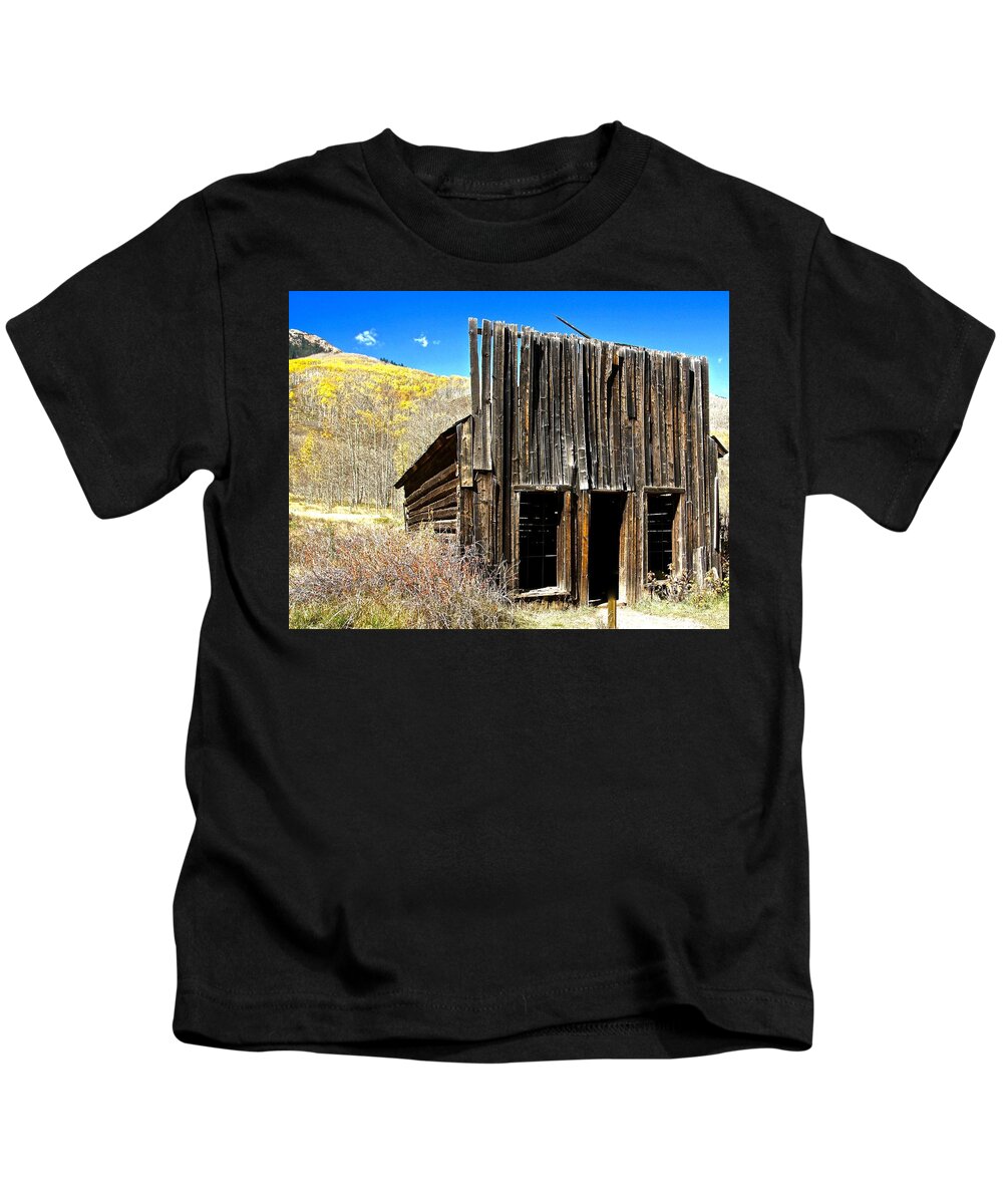 Aspen Kids T-Shirt featuring the photograph Post Office by Elisabeth Derichs