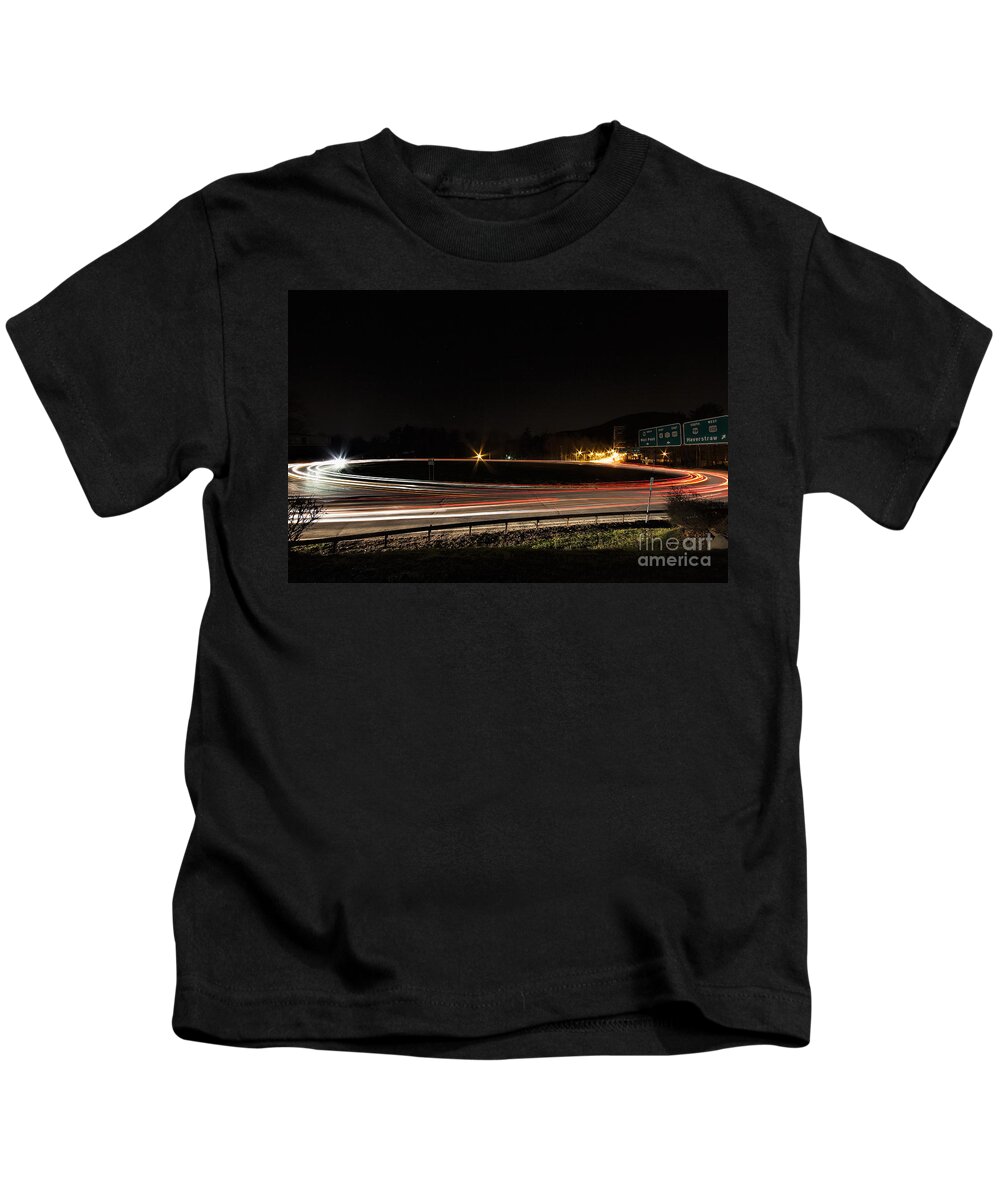 Bear Mountain New York Kids T-Shirt featuring the photograph Ring around the circle by Rick Kuperberg Sr