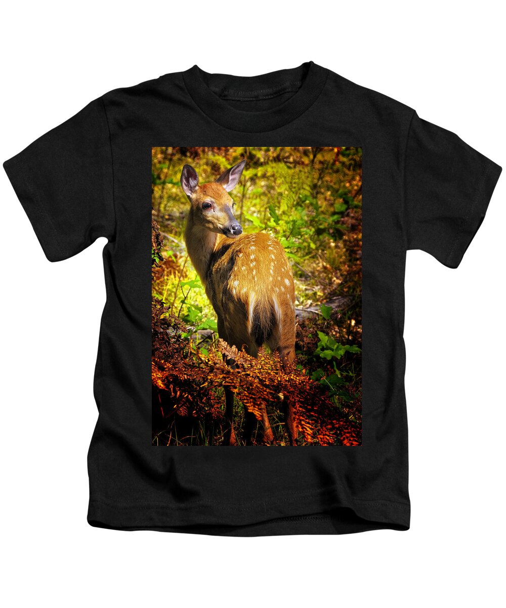 Fawn Kids T-Shirt featuring the photograph Rubber Necking Fawn by Peg Runyan