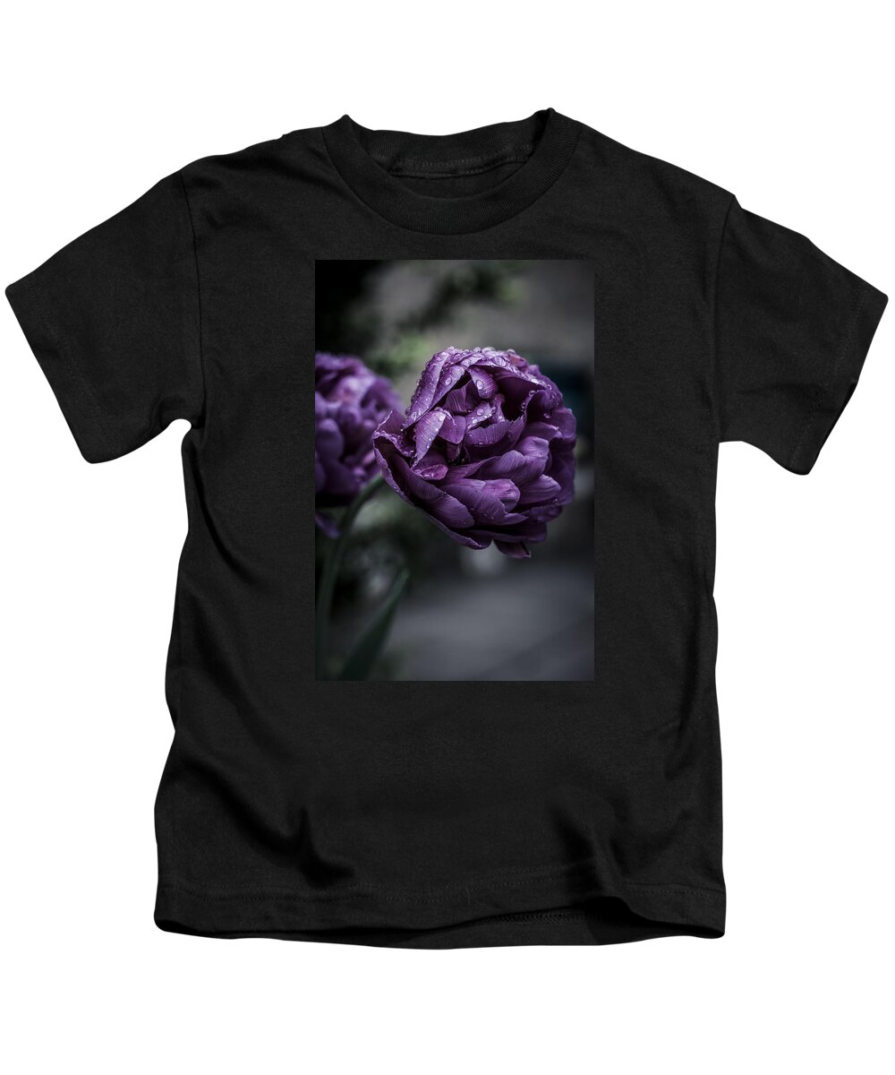 Macro Kids T-Shirt featuring the photograph Sensational Dreams by Miguel Winterpacht