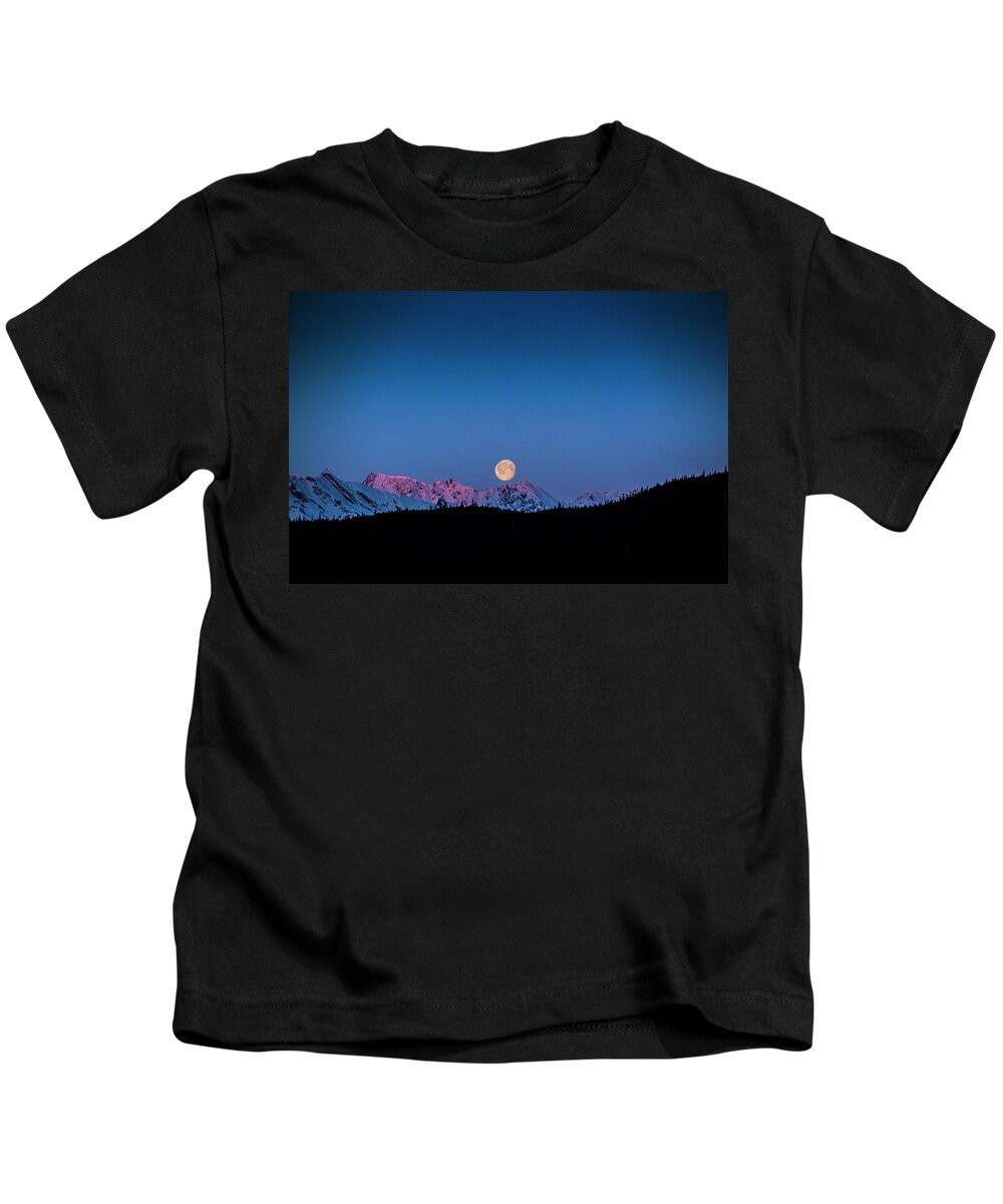 Landscape Kids T-Shirt featuring the photograph Setting Moon over Alaskan Peaks by Matt Swinden