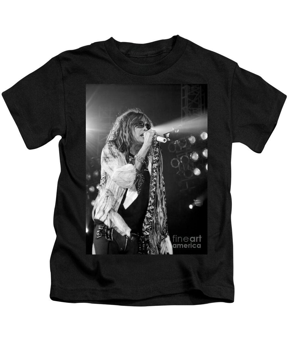 Steven Tyler Kids T-Shirt featuring the photograph Steven Tyler in Concert by Traci Cottingham