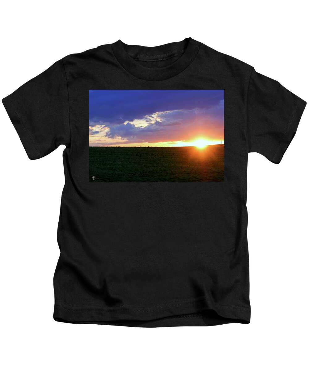 Landscape Kids T-Shirt featuring the photograph Sundown on the Horizon by Mary Anne Delgado