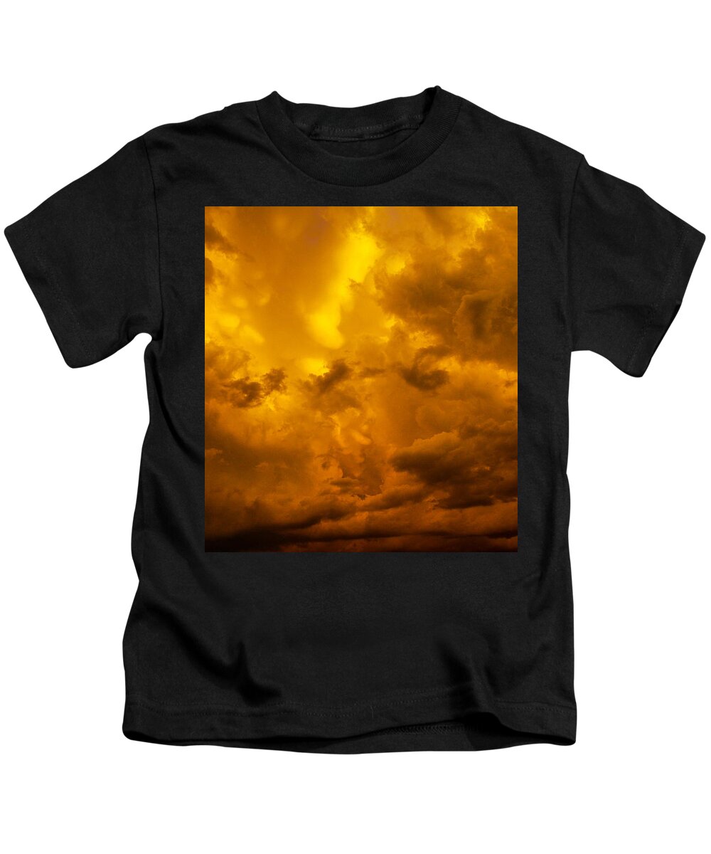 Nebraskasc Kids T-Shirt featuring the photograph The Last Glow of the Day 008 by NebraskaSC