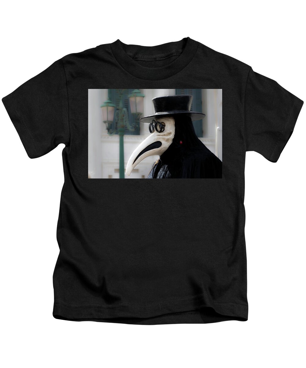Mask Kids T-Shirt featuring the photograph Venice Mask 23 2017 by Wolfgang Stocker