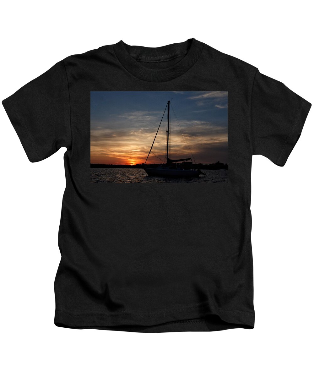 Wrightsville Beach Kids T-Shirt featuring the photograph Wrightsville Sunset by Chris Berrier