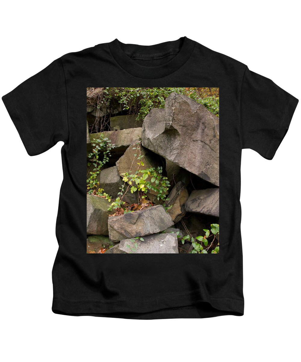 Allegheny Woodrat Kids T-Shirt featuring the photograph Allegheny Woodrat Neotoma Magister by David Kenny