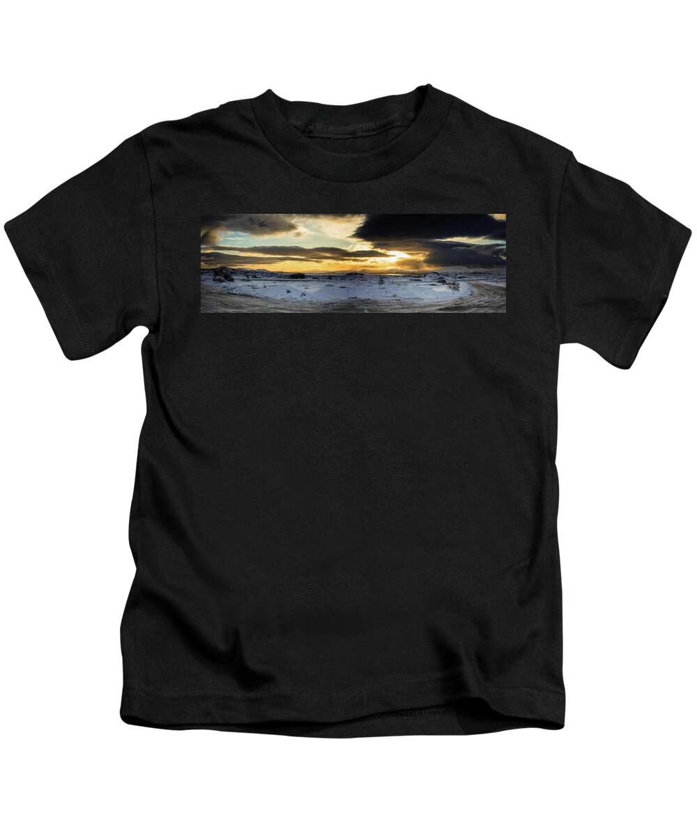Northern Kids T-Shirt featuring the photograph Northern atmosphere by Robert Grac