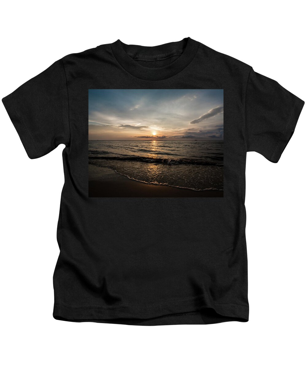 Ala Kids T-Shirt featuring the photograph Peach Sunset at the Beach by James-Allen