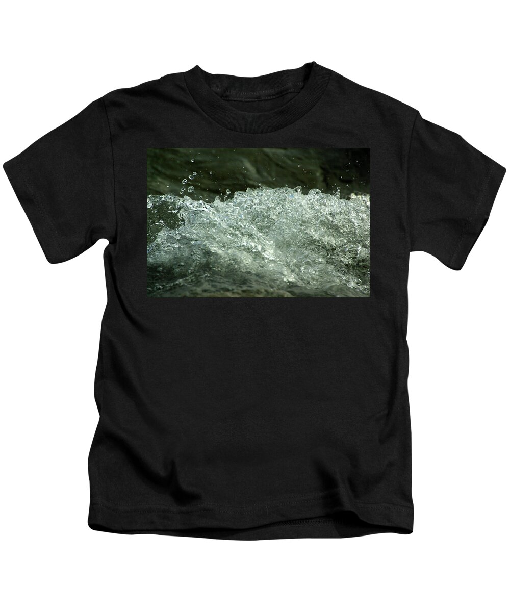Acqua Kids T-Shirt featuring the photograph Scontro Tra Onde by Simone Lucchesi