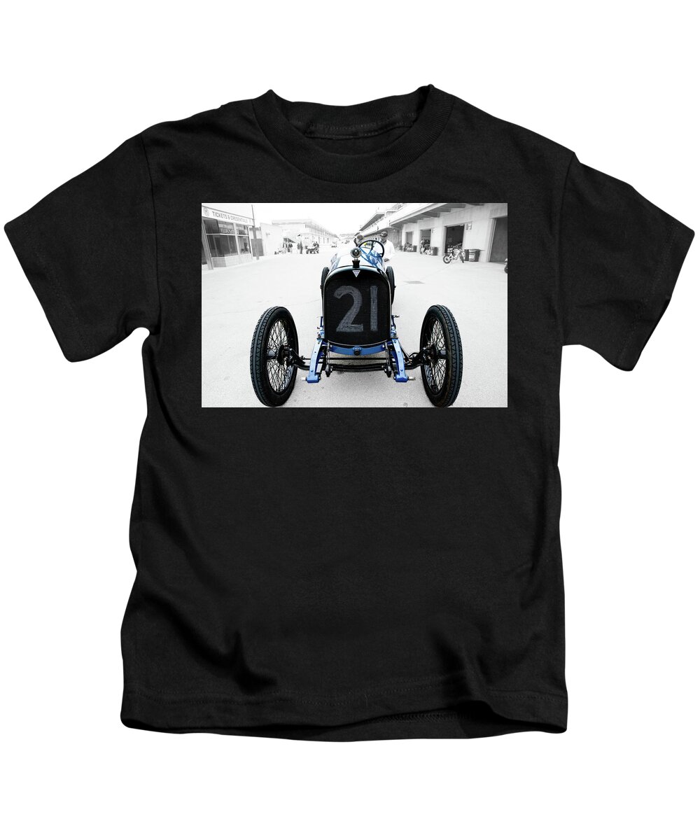  Kids T-Shirt featuring the photograph 1916 Hudson by Josh Williams
