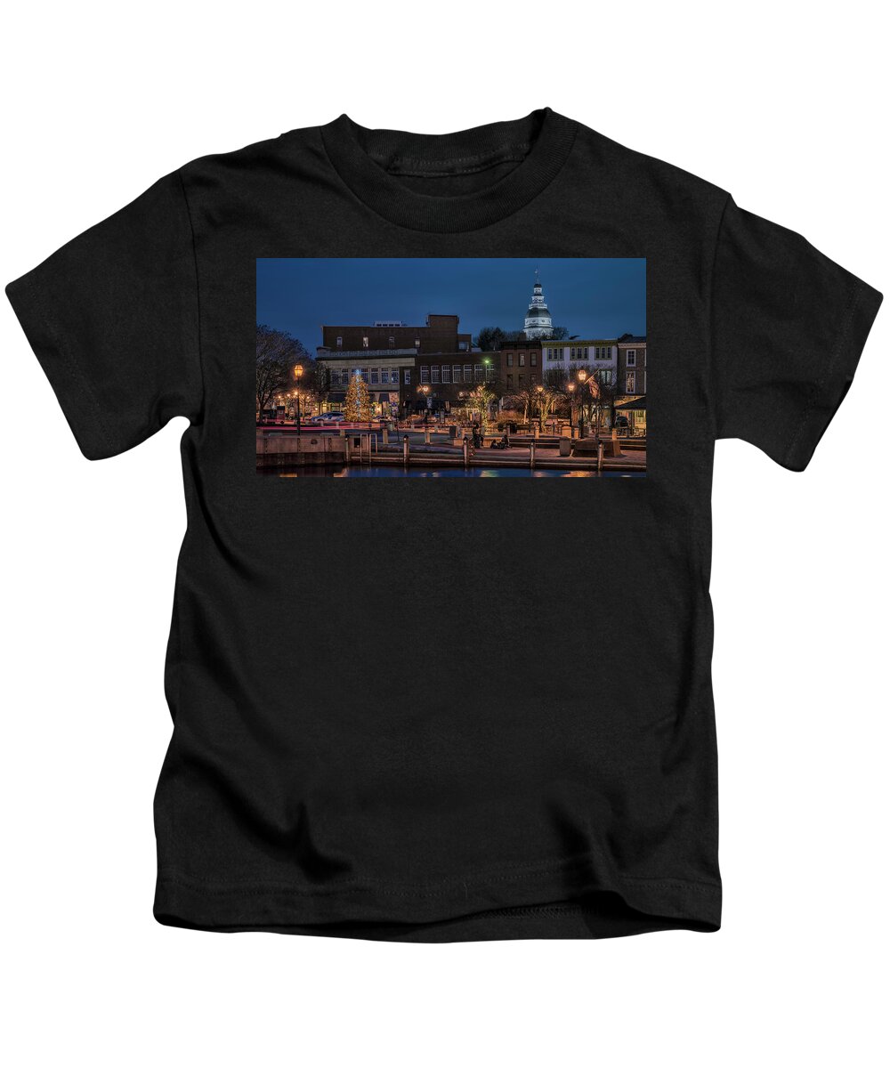 Maryland Kids T-Shirt featuring the photograph Annapolis Christmas 2019 3 by Robert Fawcett