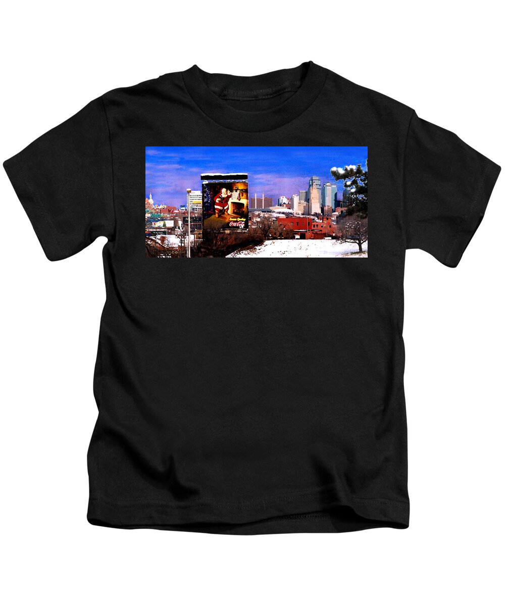 City Kids T-Shirt featuring the photograph Kansas City Skyline at Christmas by Steve Karol