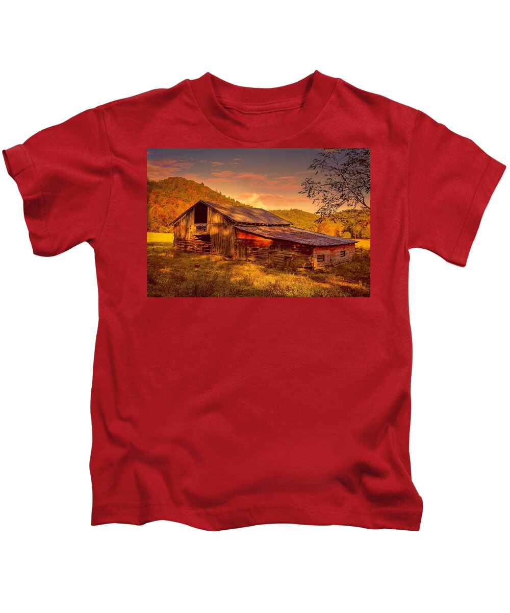 Smoky Mountains Kids T-Shirt featuring the photograph Day Is Done by Lorraine Baum