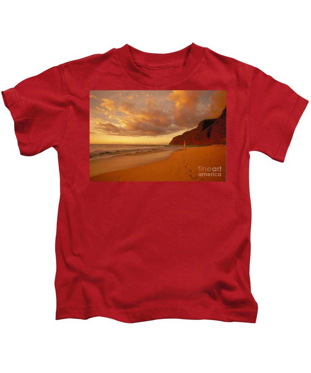 Cloud Kids T-Shirt featuring the photograph Polihale Beach by Ron Dahlquist - Printscapes