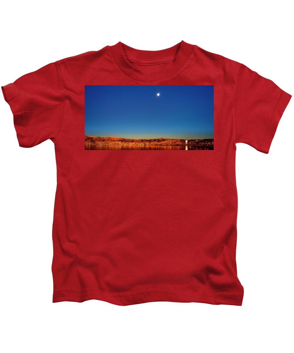 Architecture Kids T-Shirt featuring the photograph Sunrise at Puno, Peru by Oscar Gutierrez