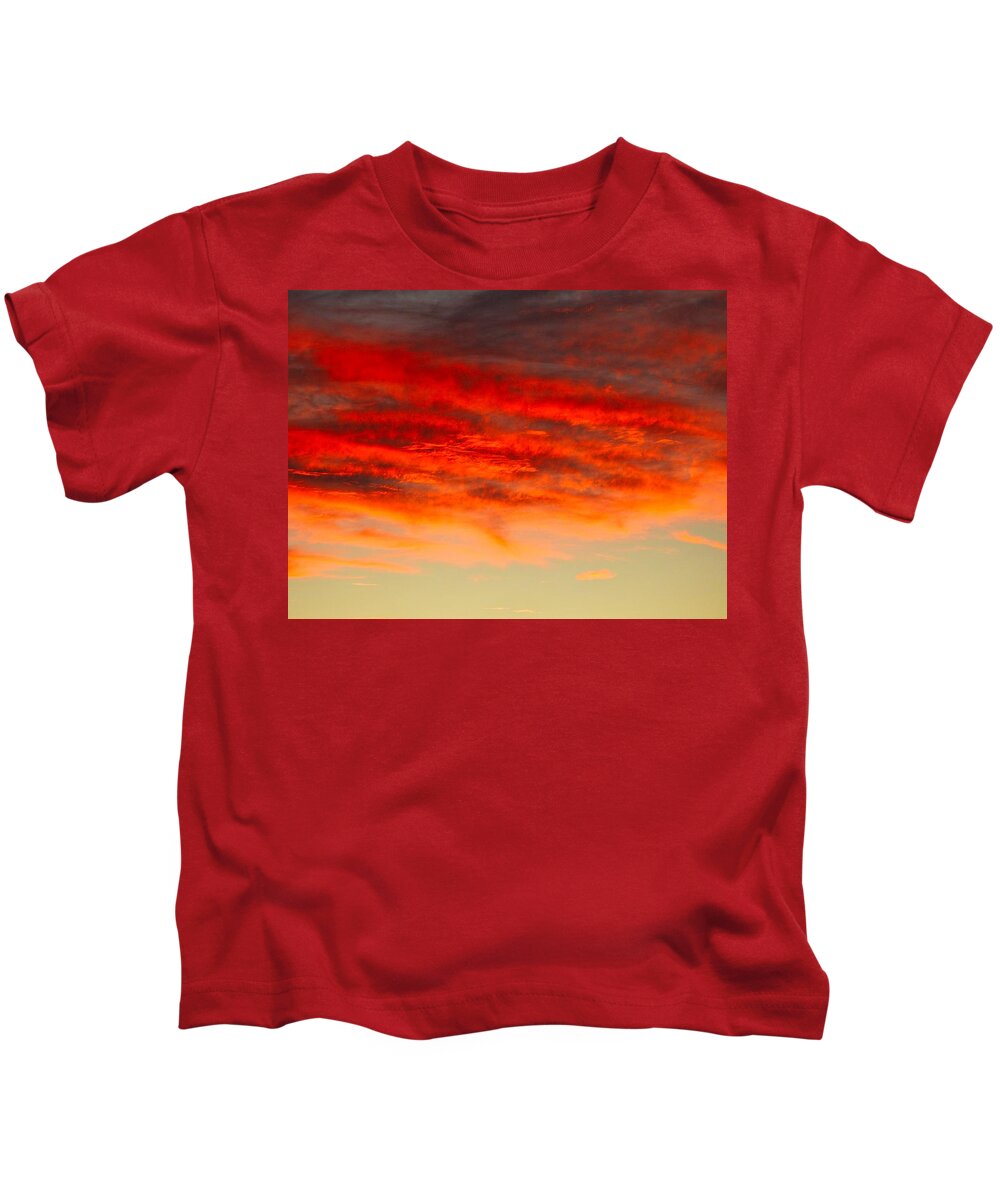 Sunset Kids T-Shirt featuring the photograph Sunset at Eaton Rapids 4826 by Wesley Elsberry