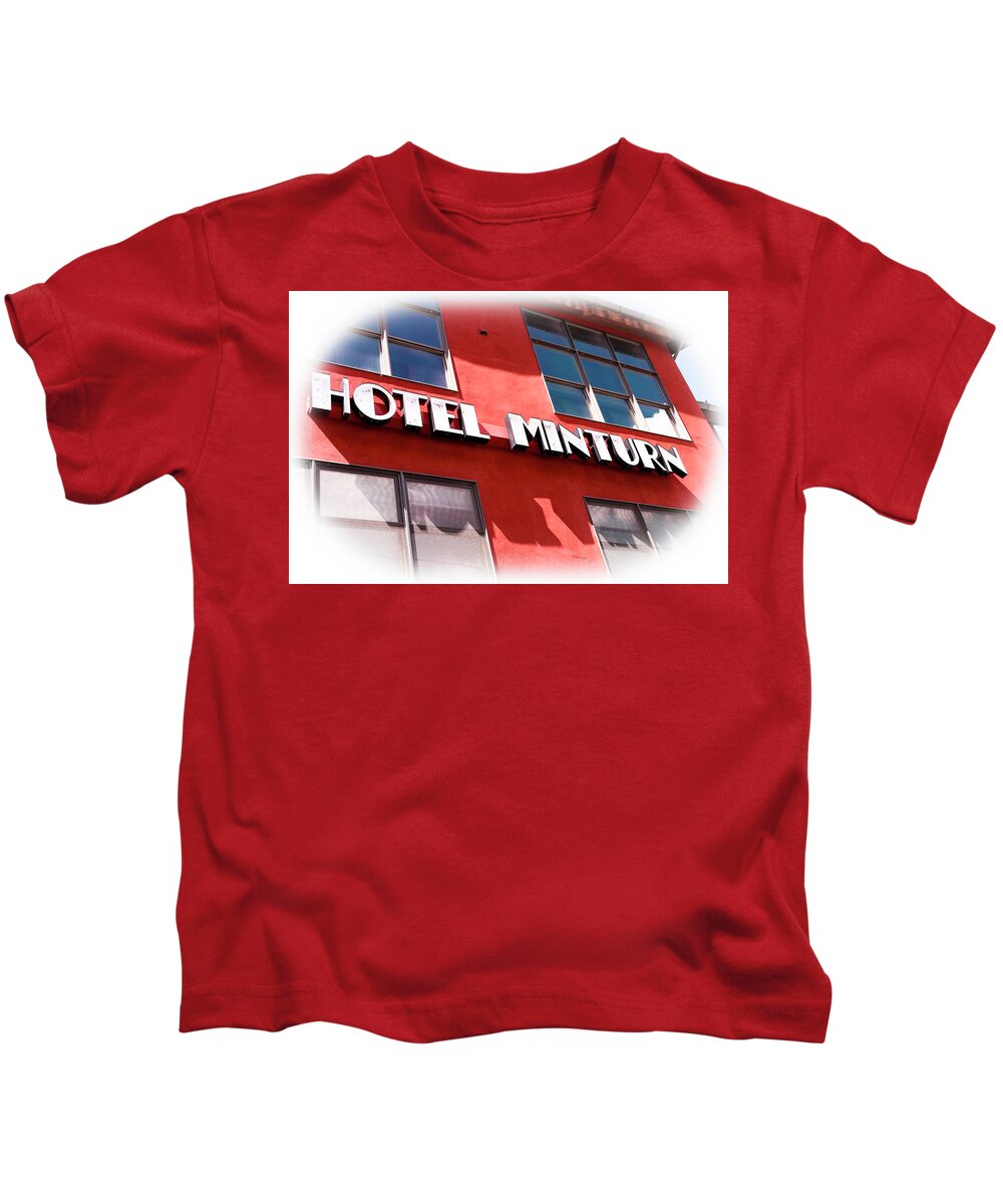 Hotel Kids T-Shirt featuring the photograph Hotel Minturn in Minturn Colorado by Ola Allen