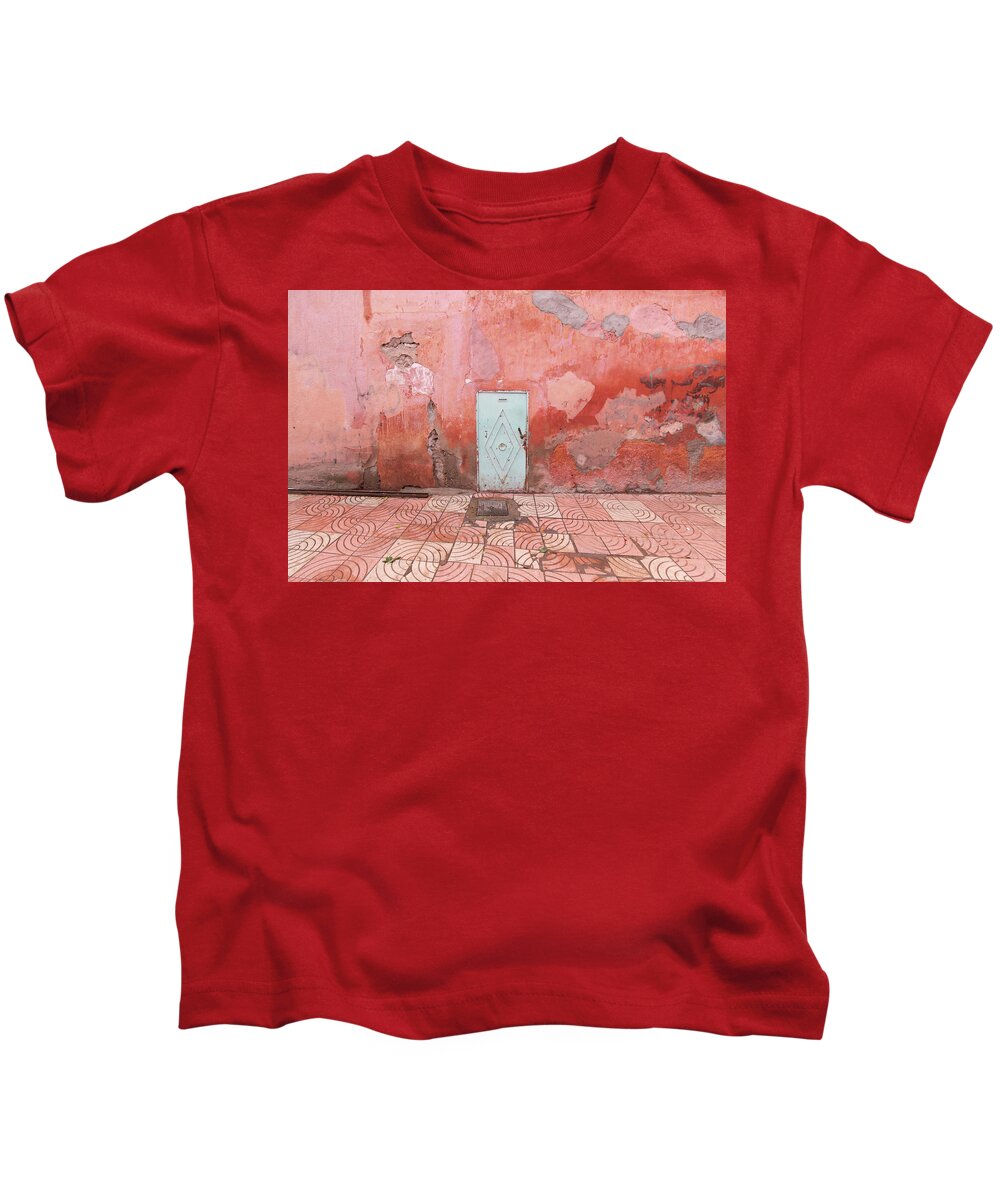 New Topographics Kids T-Shirt featuring the photograph Moroccan Urbanscape 23 by Stuart Allen