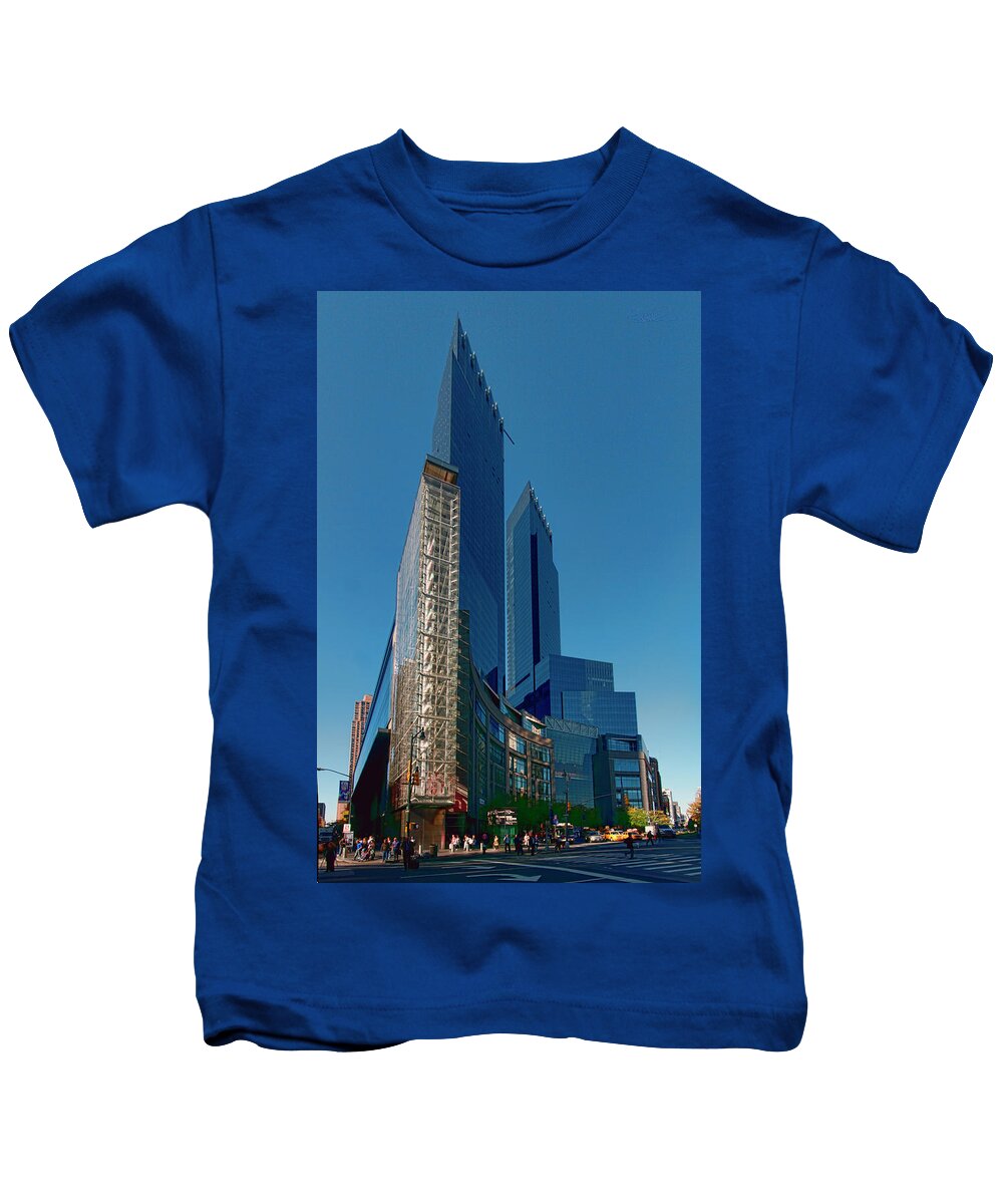 Iconic Kids T-Shirt featuring the photograph Time Warner Center by S Paul Sahm