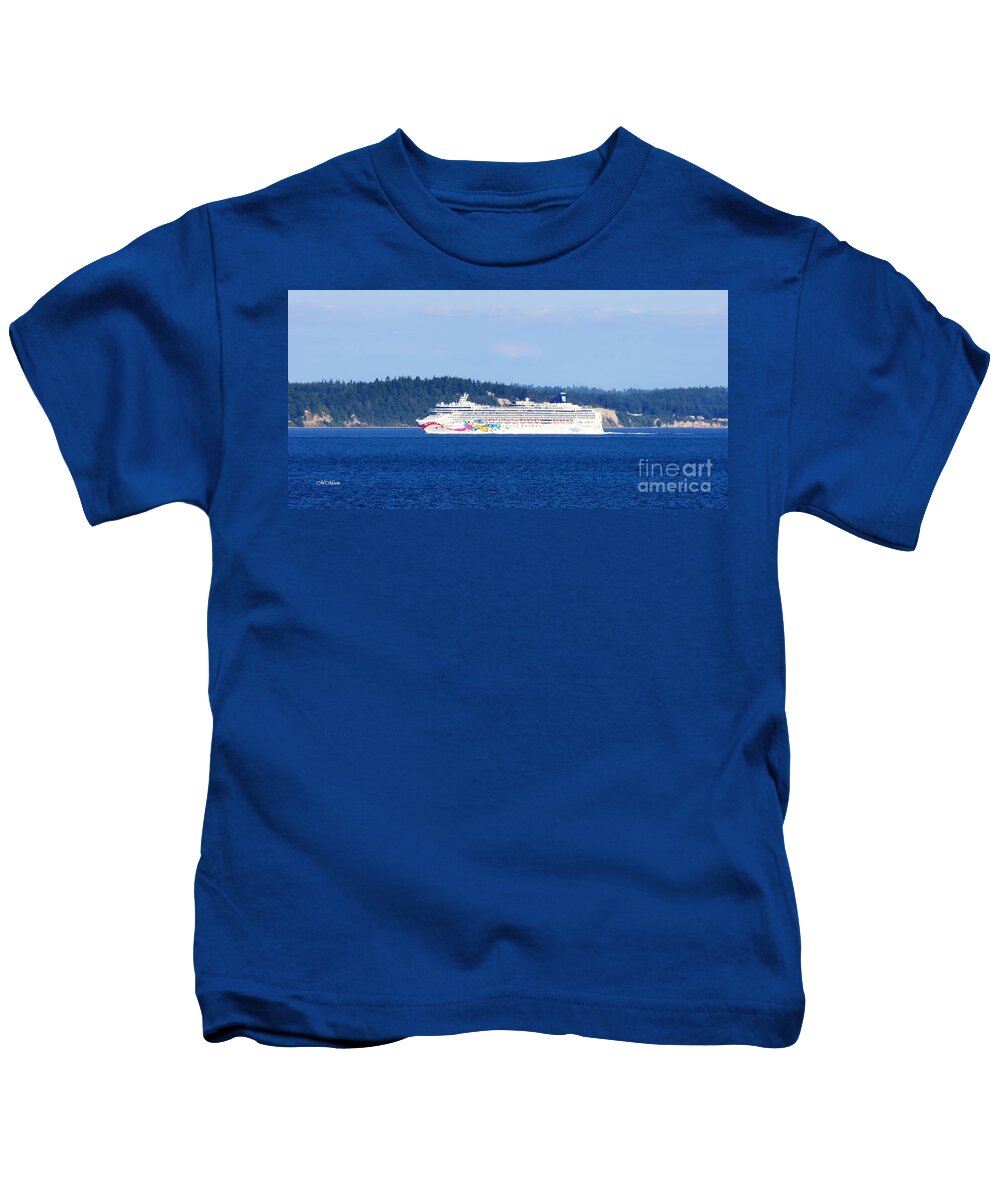 Vacation Kids T-Shirt featuring the photograph Vacation Cruise by Tap On Photo