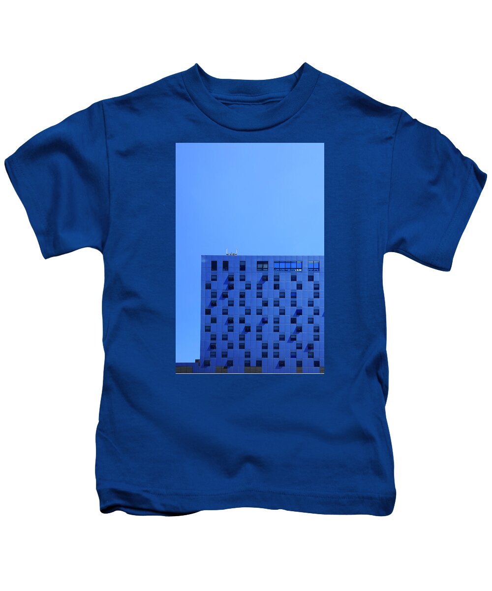 Architecture Kids T-Shirt featuring the photograph Blue on blue by Emme Pons
