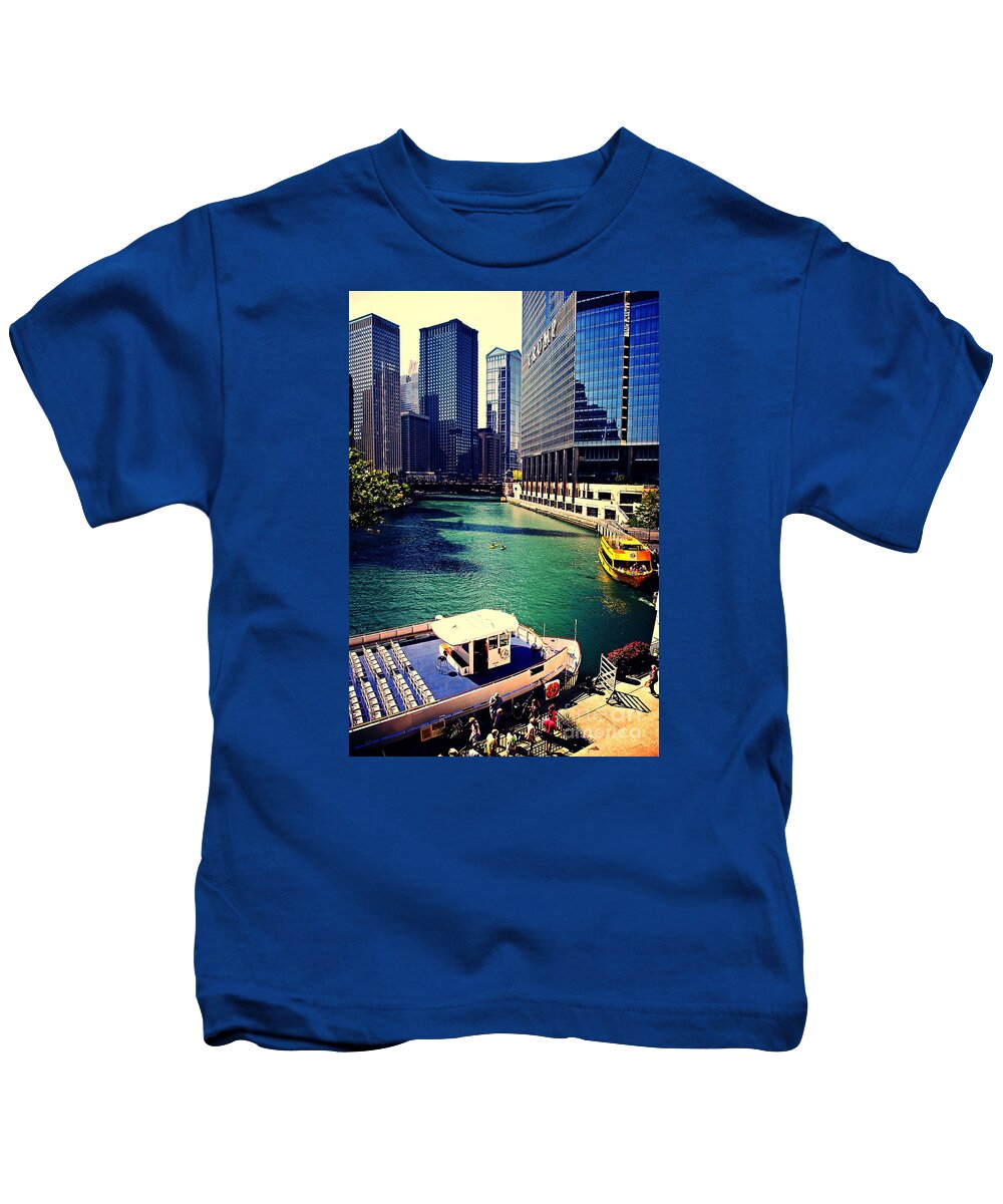 Chicago-cityscape Kids T-Shirt featuring the photograph City of Chicago - River Tour by Frank J Casella