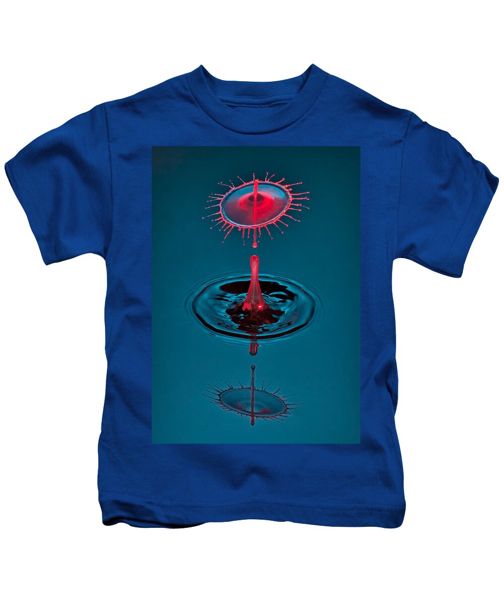 Water Drop Collision Kids T-Shirt featuring the photograph Fluid Parasol by Susan Candelario