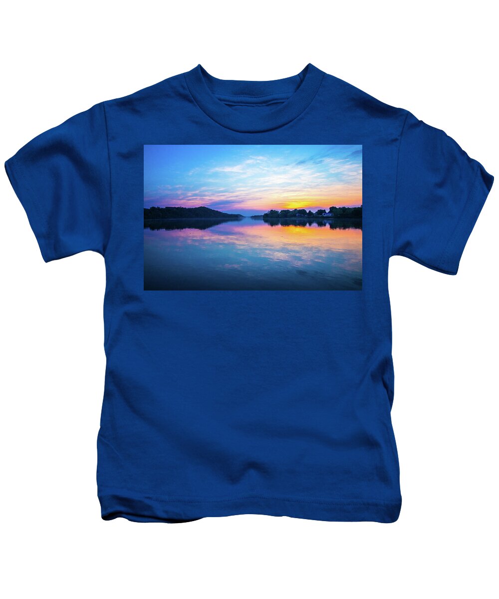 Parkersburg Kids T-Shirt featuring the photograph Ohio River At Sunset by Jonny D