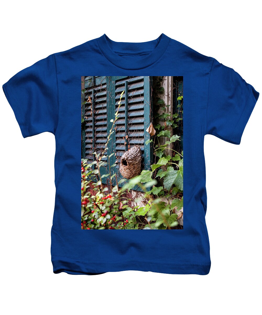 Birds Nest Kids T-Shirt featuring the photograph Small Wonder by Chita Hunter