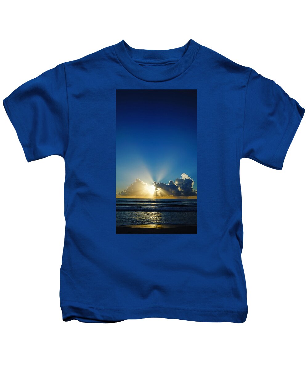 Sunrise Kids T-Shirt featuring the photograph Sun Ray Sunrise by Lawrence S Richardson Jr