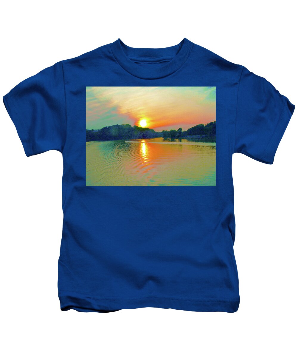 Tennessee Kids T-Shirt featuring the digital art Tennessee River Scene by Rod Whyte
