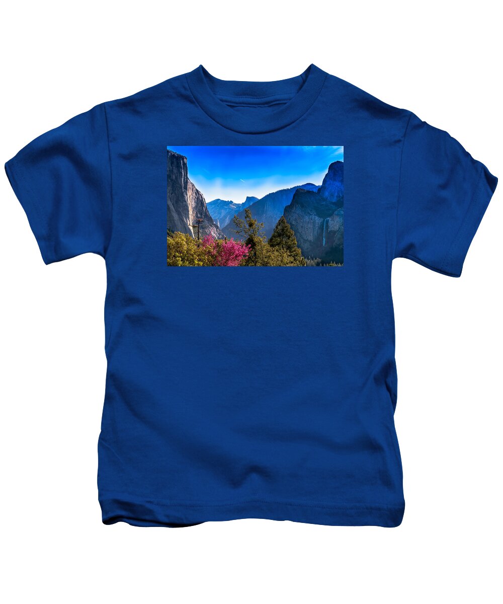 Yosemite Valley Kids T-Shirt featuring the photograph Yosemite Valley by Harold Coleman