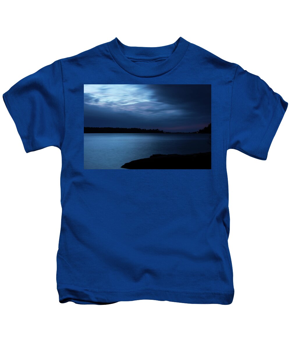 James River Kids T-Shirt featuring the photograph Evening on the James River by Lara Morrison