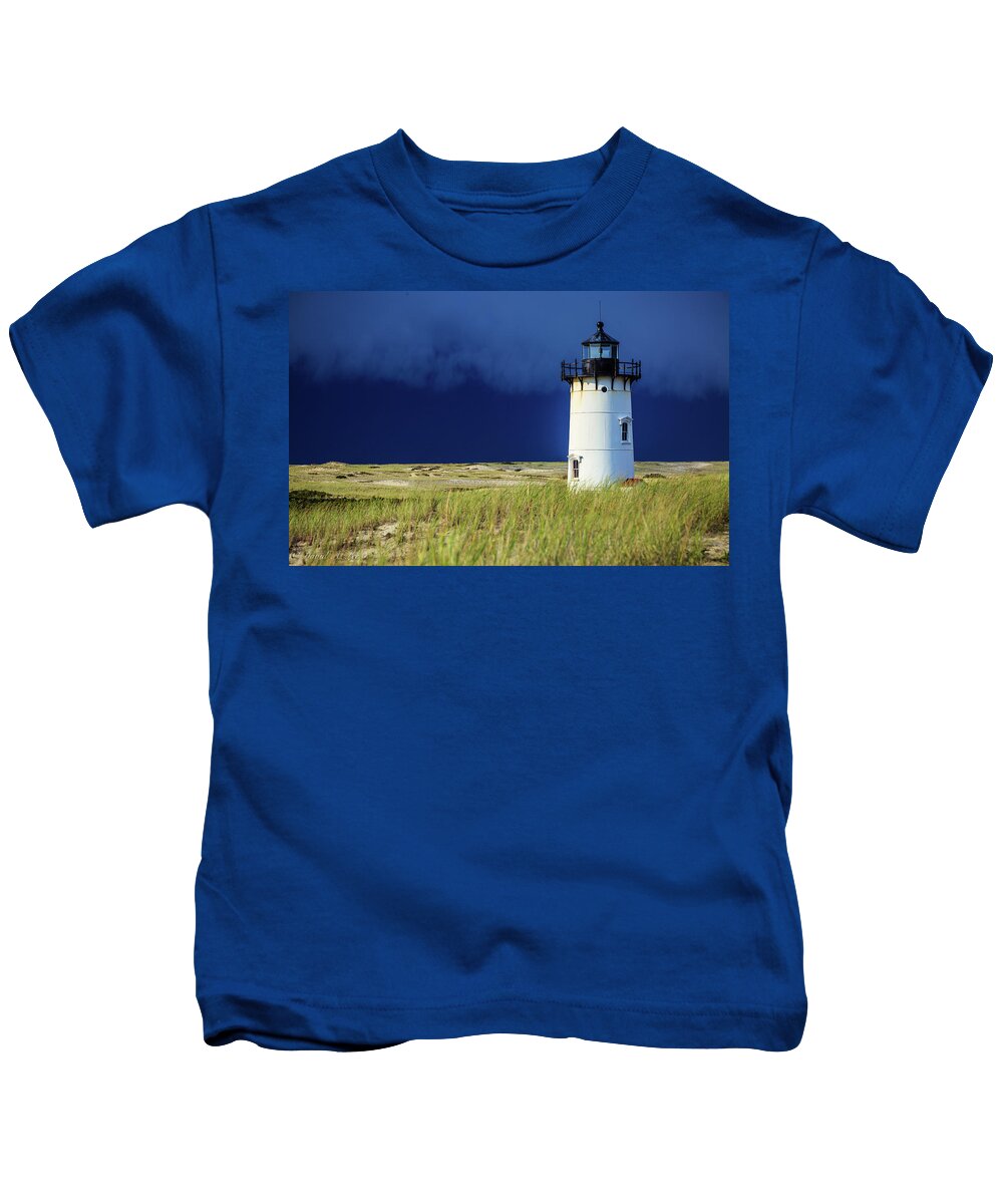 Seascape Kids T-Shirt featuring the photograph Race Point Lighthouse by David Lee