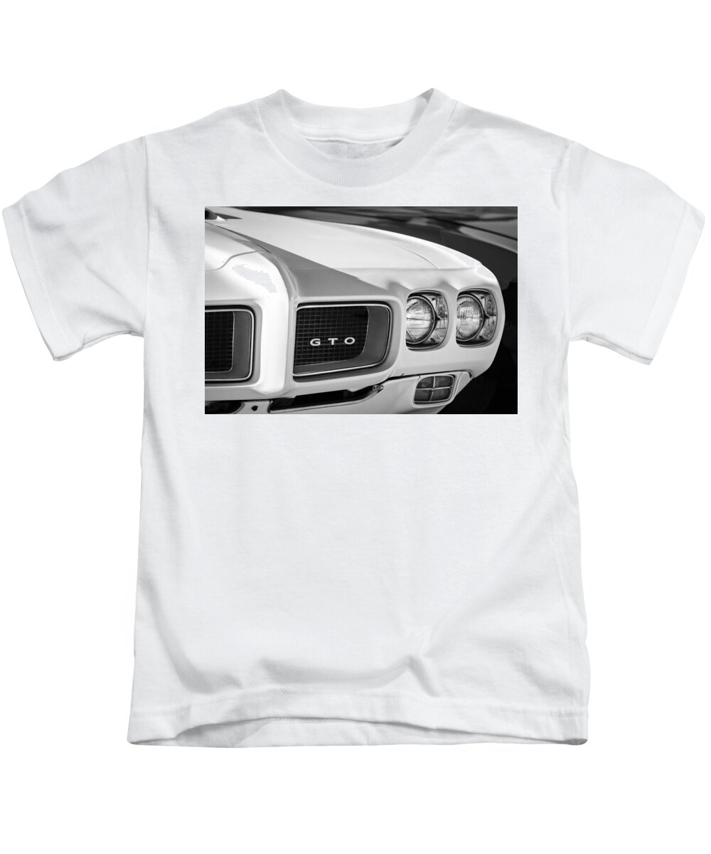 1970 Pontiac Gto Emblem Kids T-Shirt featuring the photograph 1970 Pontiac GTO Emblem by Jill Reger