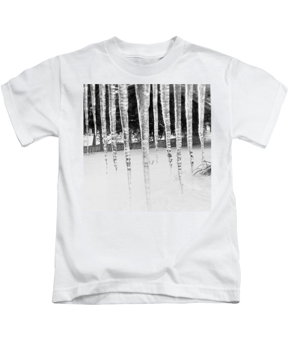 Fence Kids T-Shirt featuring the photograph Beauty Fenced-In by Frank J Casella