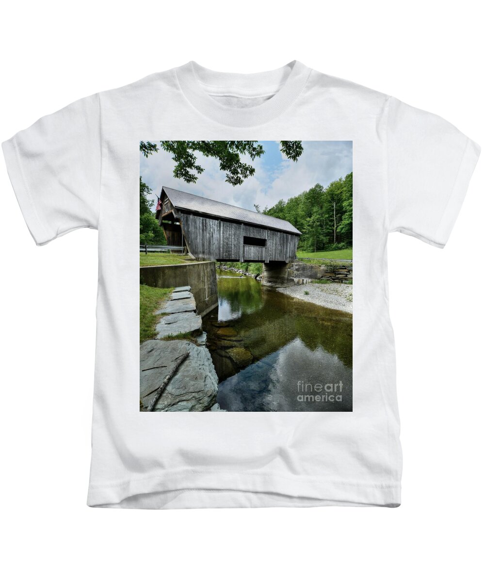 Warren Covered Bridge Kids T-Shirt featuring the photograph Vermont Covered Bridge #3 by Steve Brown