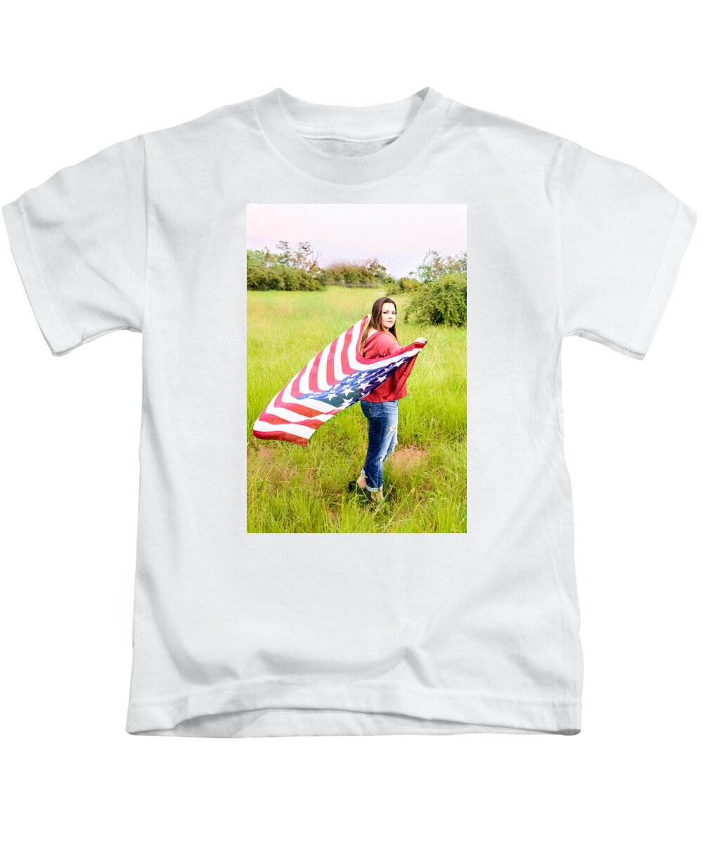 Teresa Blanton Kids T-Shirt featuring the photograph 5644 by Teresa Blanton