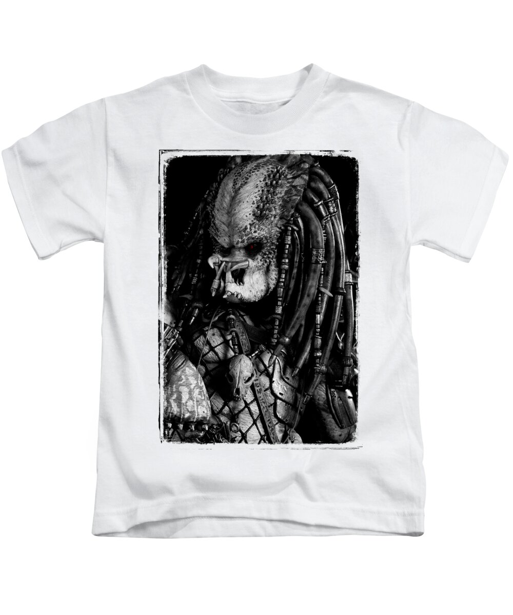 Predator Yautja Artwork T-Shirt by Twentyfirst Centuryart - Fine