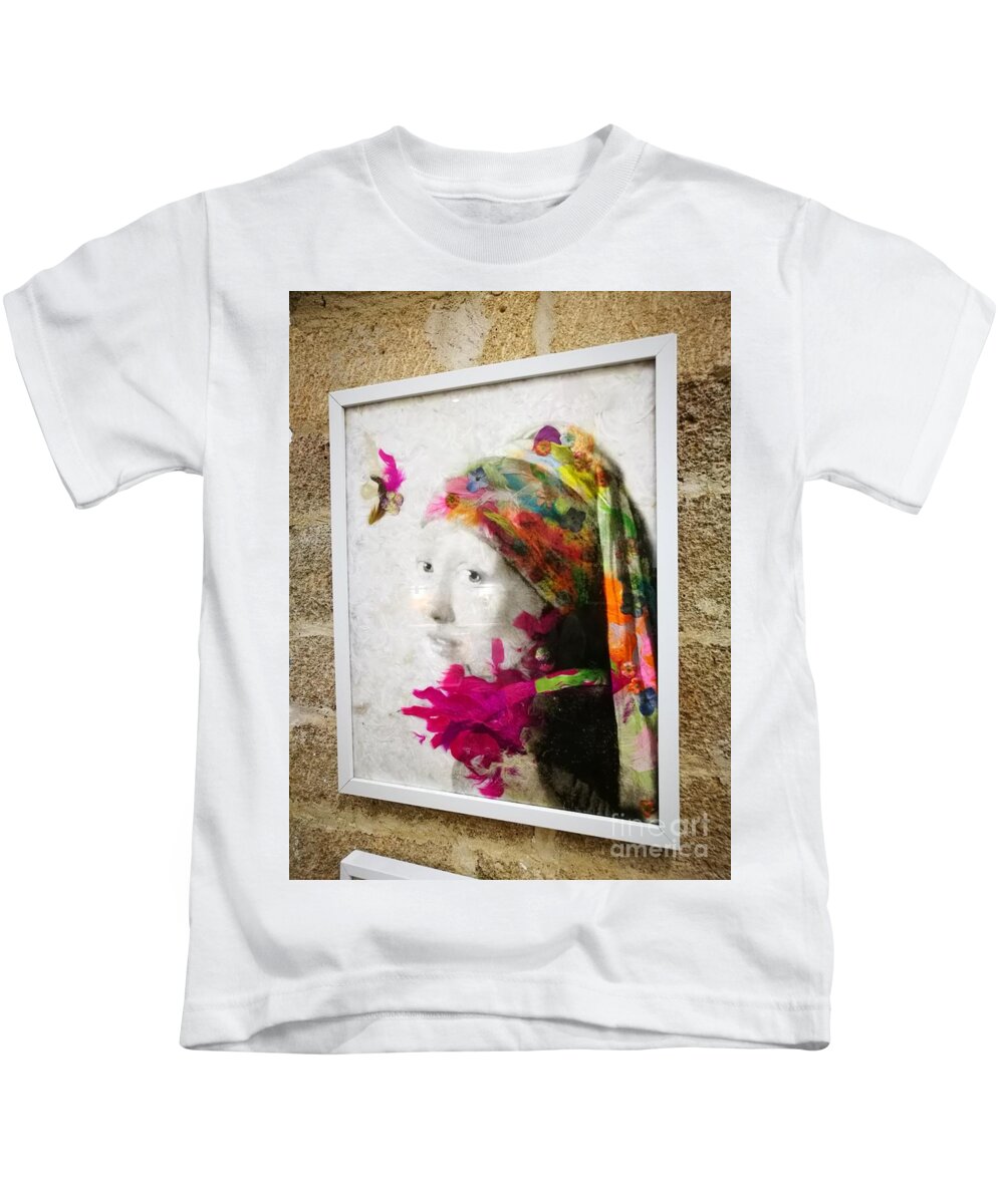 Johannes Vermeer Kids T-Shirt featuring the photograph A girl with a pearl by Jarek Filipowicz