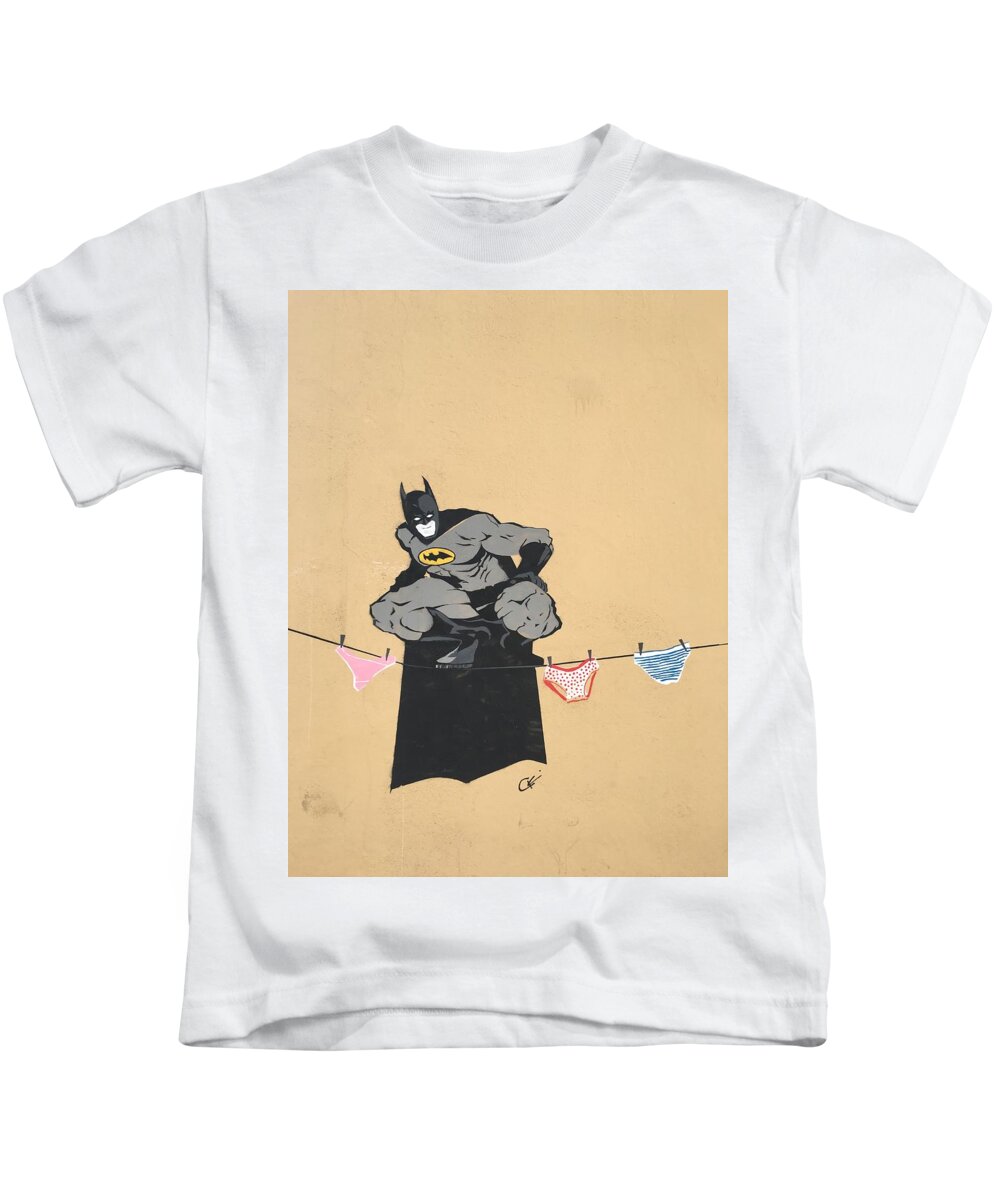 España Kids T-Shirt featuring the photograph Batman by Yuki Onoue